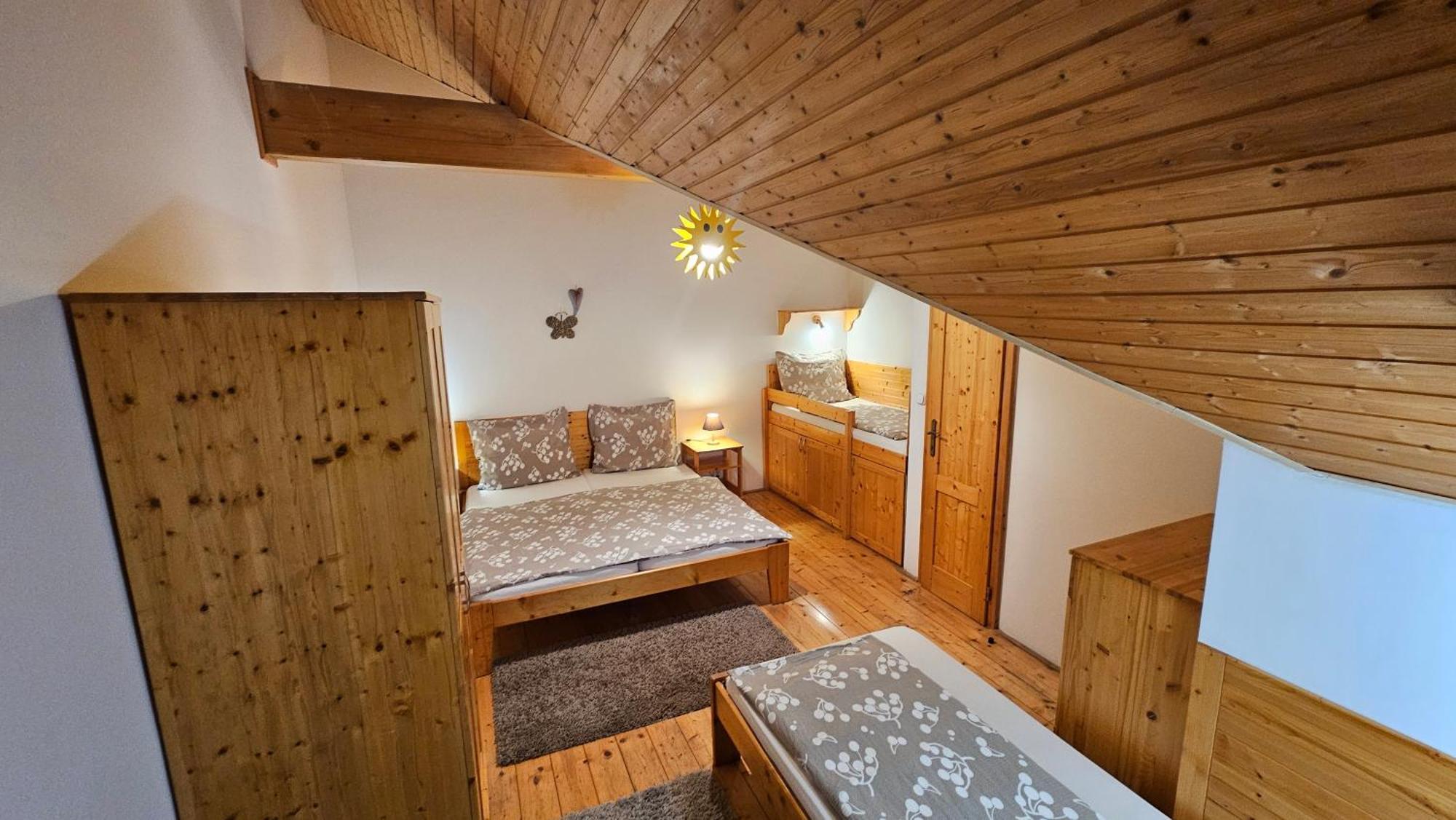 Appartement Tatralandia Apartman à Liptovský Mikuláš Extérieur photo